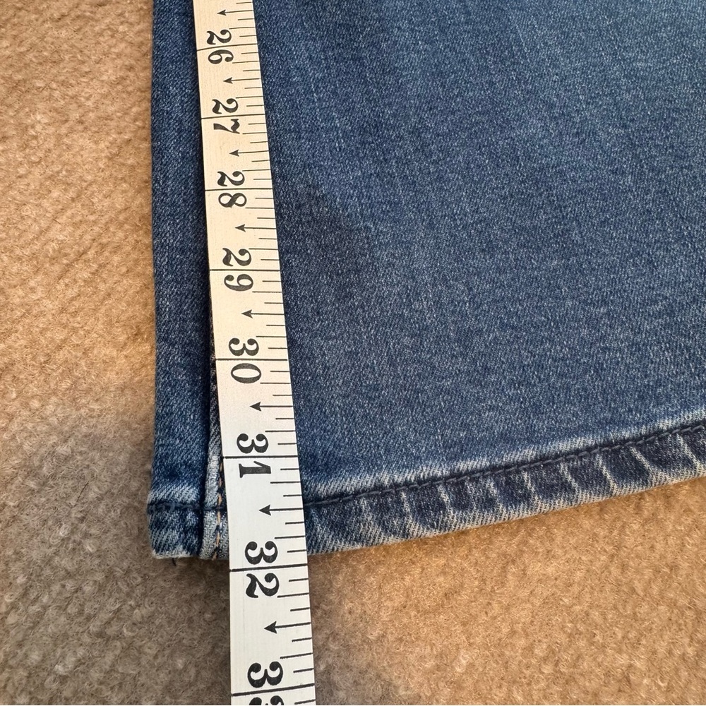 Abercrombie & Fitch The Flare Ultra High Rise Medium‎ Wash Jean Size 30/10R - Picture 11 of 14